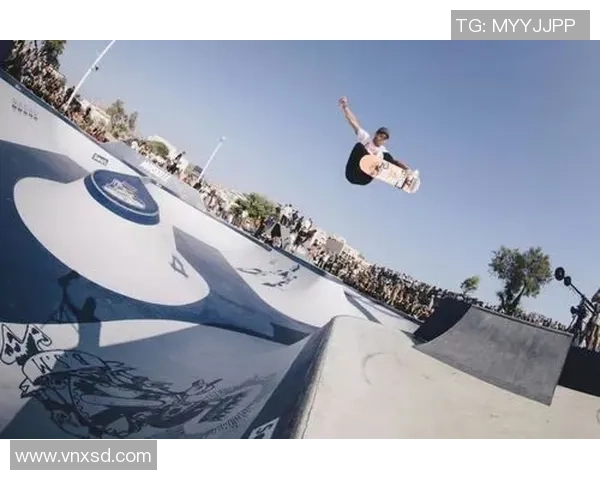 广州极限运动队在世界街舞大赛中的灵活性表现引发热议与赞赏